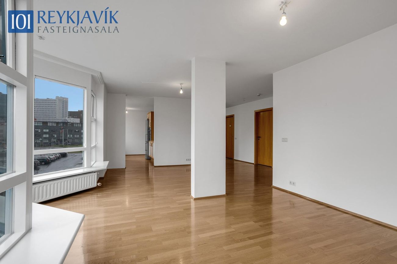 Skúlagata 40A, 101 Reykjavík