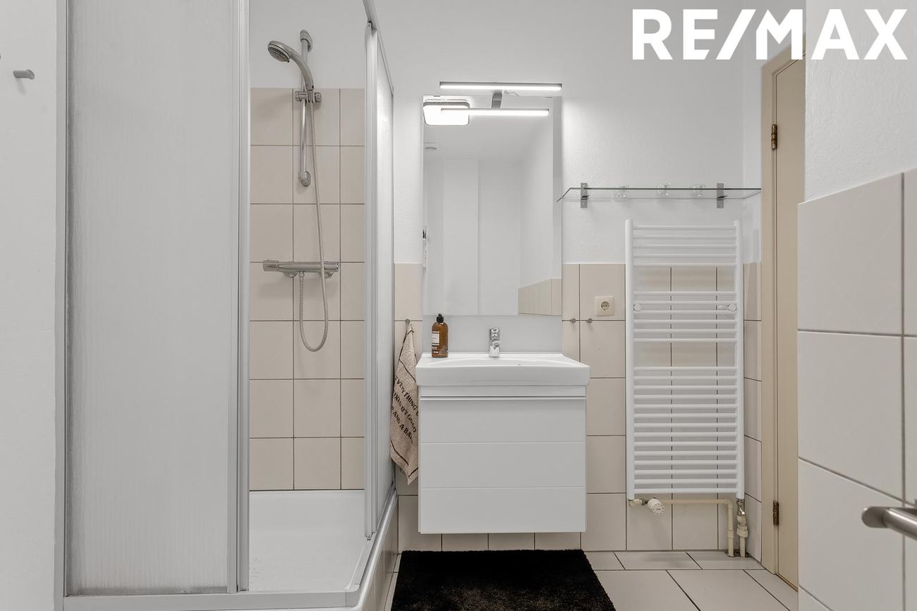 Hringbraut 119, 101 Reykjavík