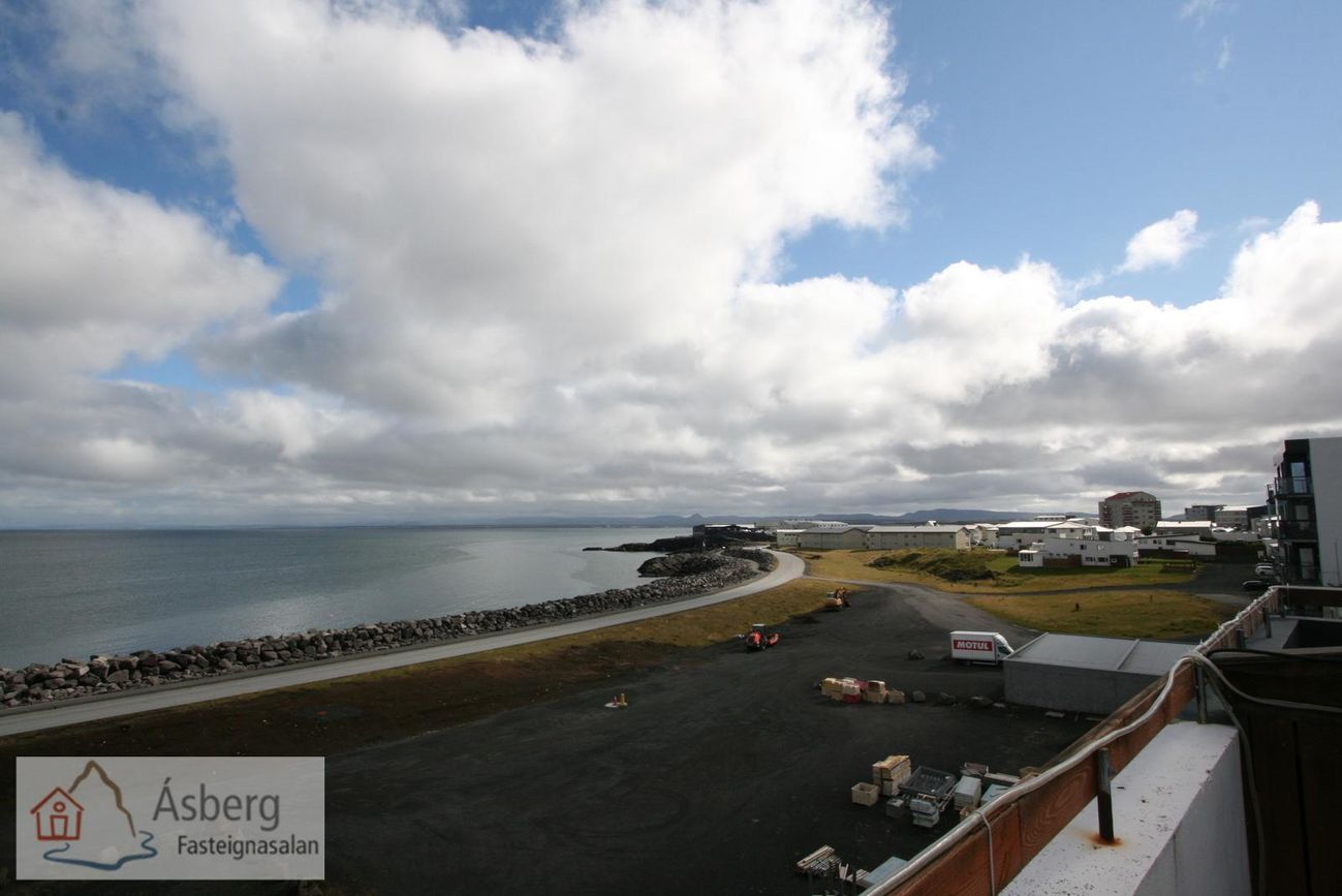 Hafnargata 23, 230 Reykjanesbær