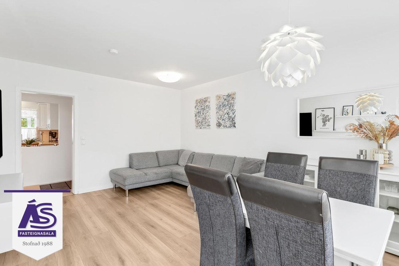 Suðurbraut 8 - 0202, 220 Hafnarfjörður