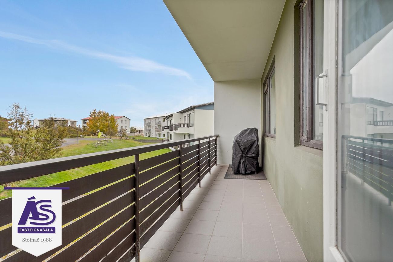 Suðurbraut 8 - 0202, 220 Hafnarfjörður