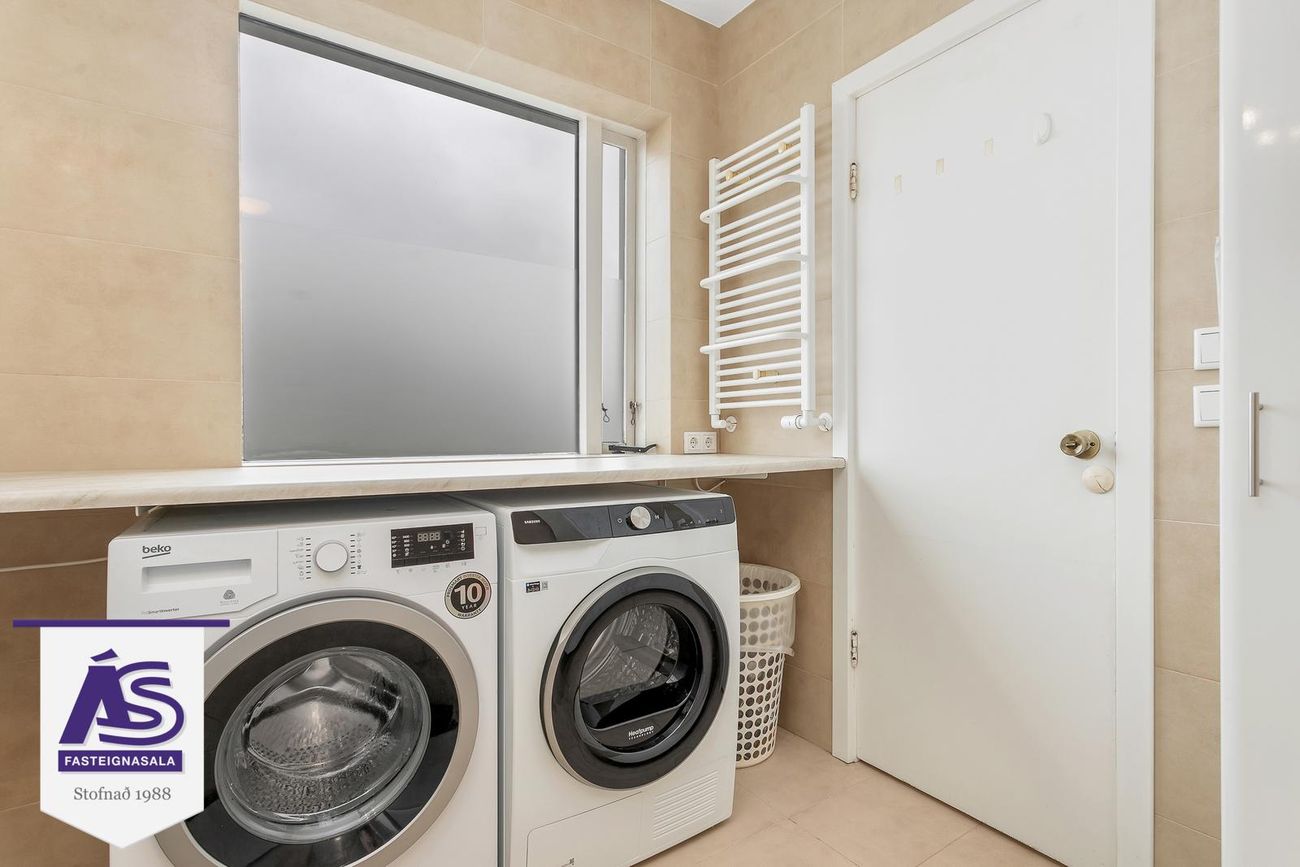 Suðurbraut 8 - 0202, 220 Hafnarfjörður