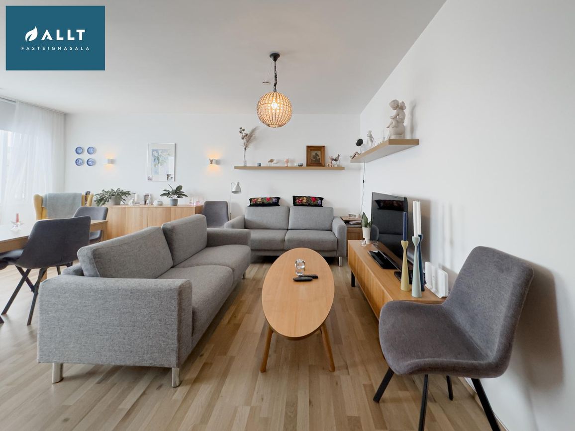 Hringbraut 136 - 0101, 230 Reykjanesbær