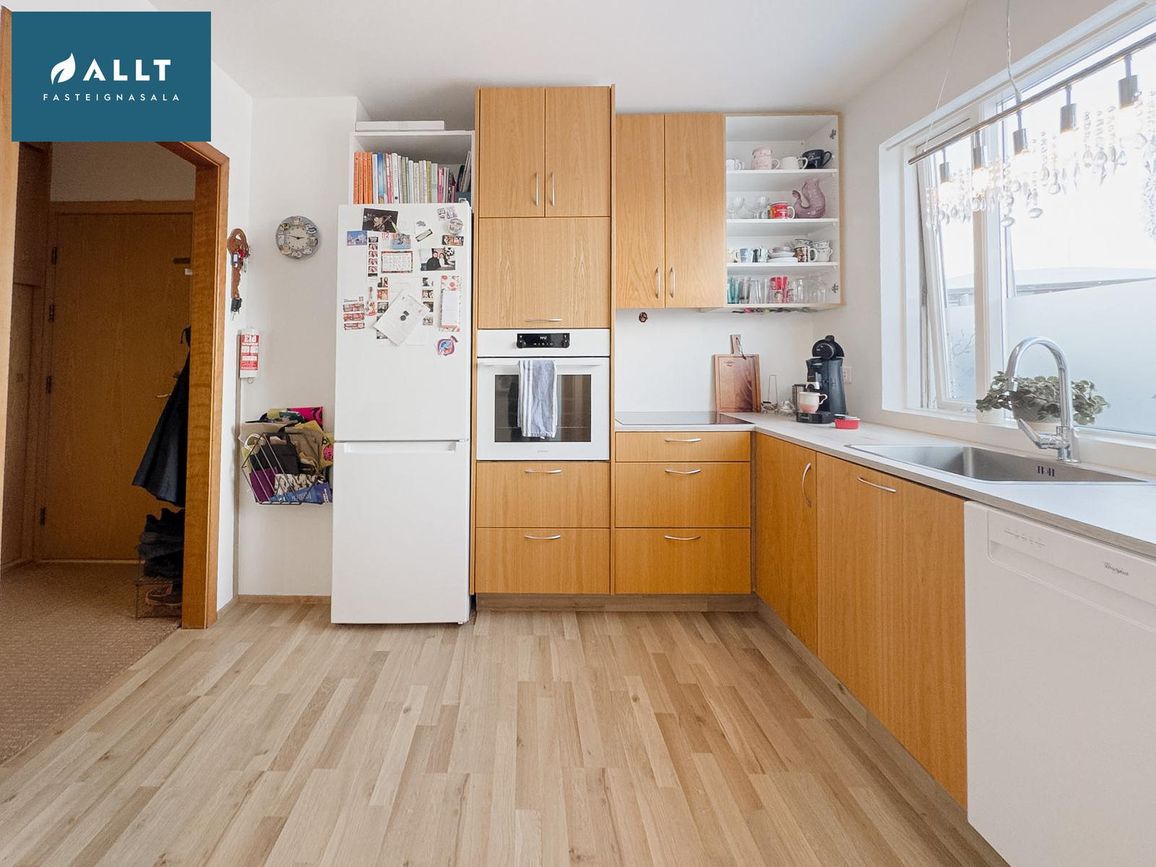 Hringbraut 136 - 0101, 230 Reykjanesbær