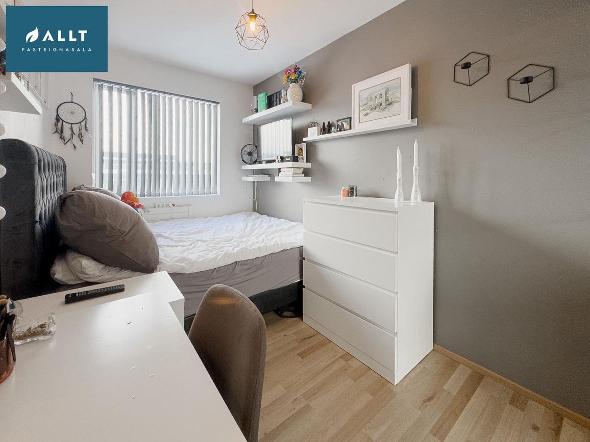 Hringbraut 136 - 0101, 230 Reykjanesbær