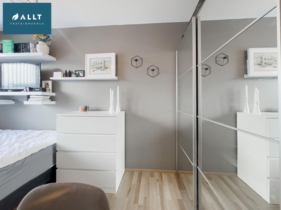 Hringbraut 136 - 0101, 230 Reykjanesbær