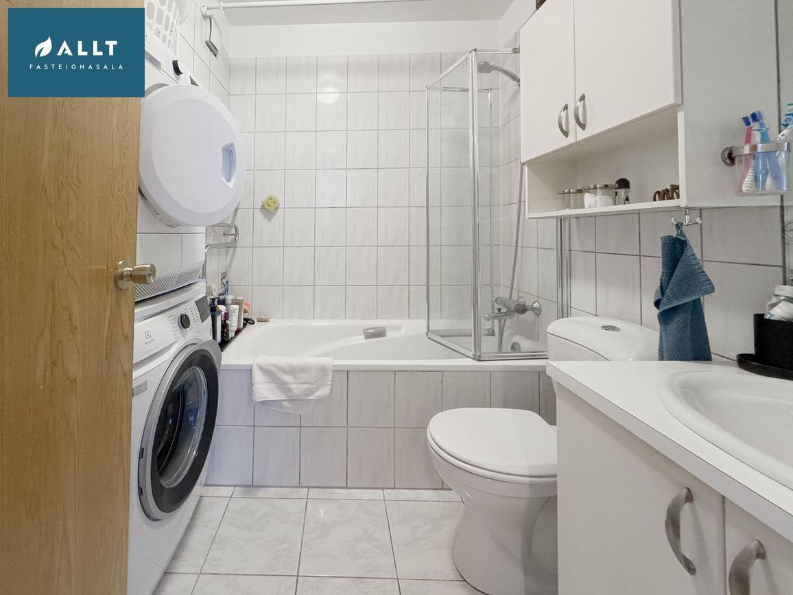 Hringbraut 136 - 0101, 230 Reykjanesbær