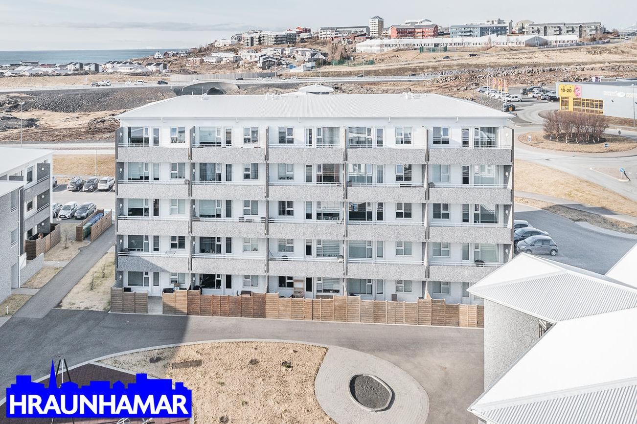 Bjarkavellir 1B - 0501, 221 Hafnarfjörður