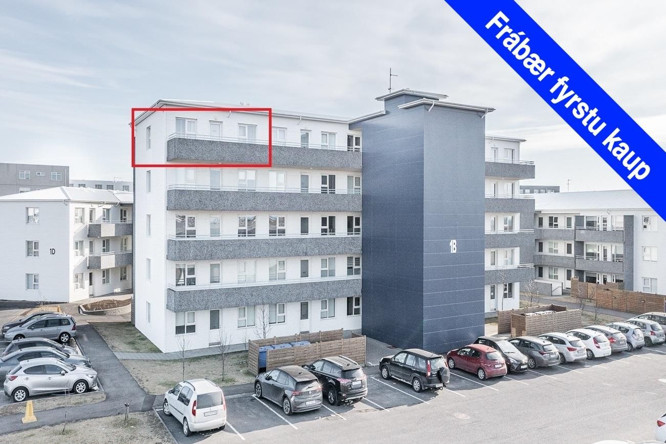 Bjarkavellir 1B - 0501, 221 Hafnarfjörður