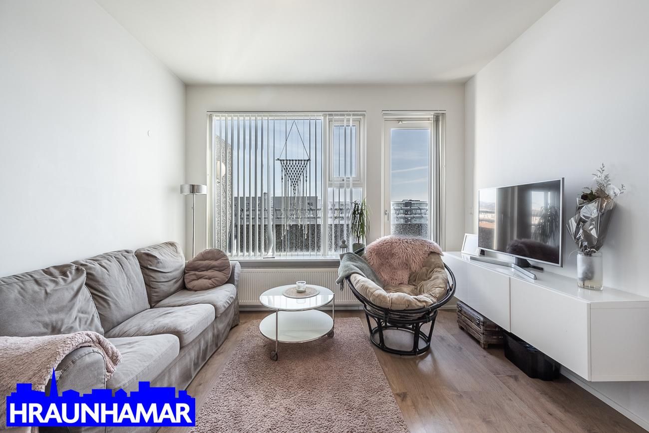 Bjarkavellir 1B - 0501, 221 Hafnarfjörður