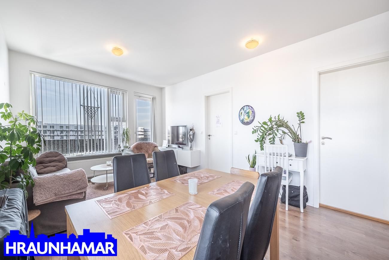 Bjarkavellir 1B - 0501, 221 Hafnarfjörður