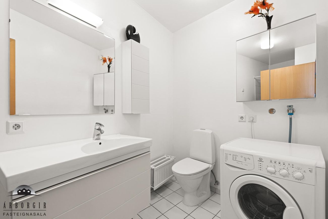 Kirkjulundur 6 - 0201, 210 Garðabær