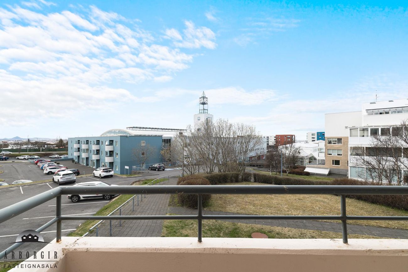 Kirkjulundur 6 - 0201, 210 Garðabær