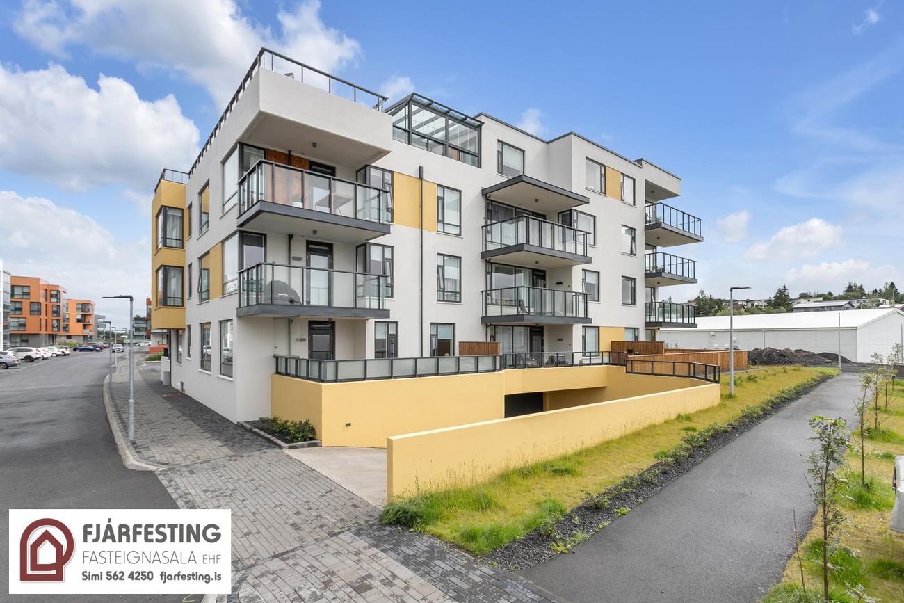 Naustavör 11, 200 Kópavogur