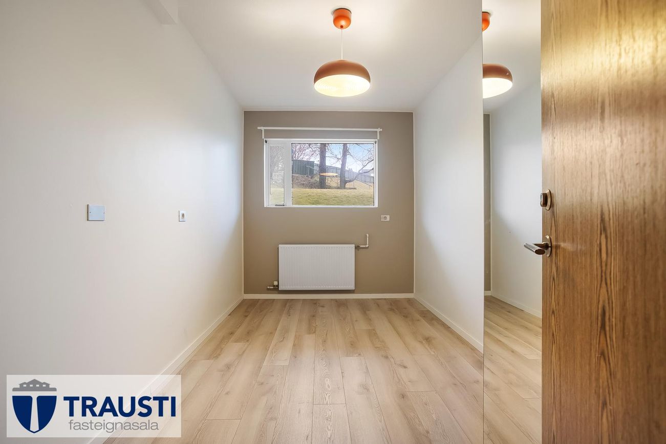 Furugrund 76, 200 Kópavogur