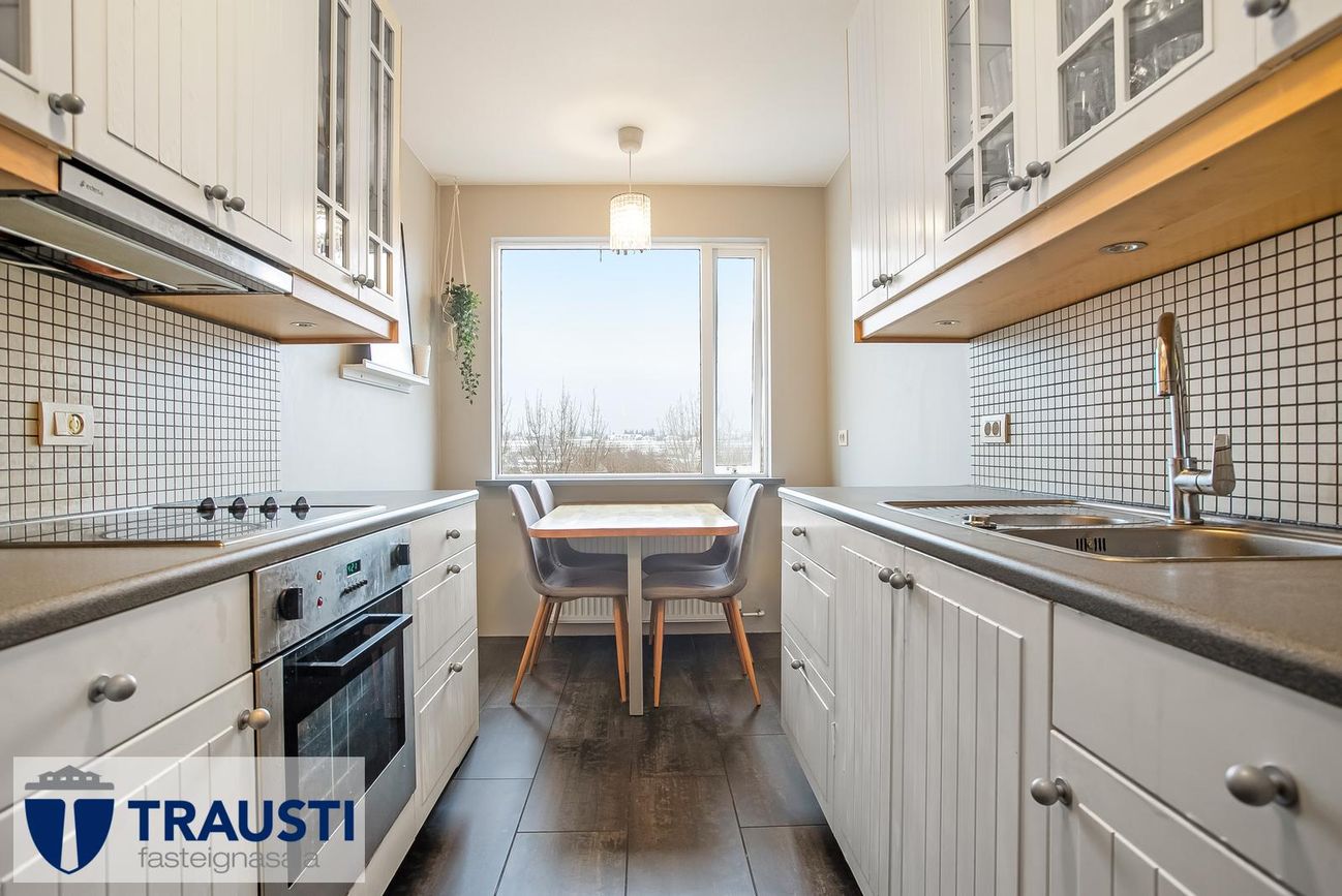 Furugrund 76, 200 Kópavogur