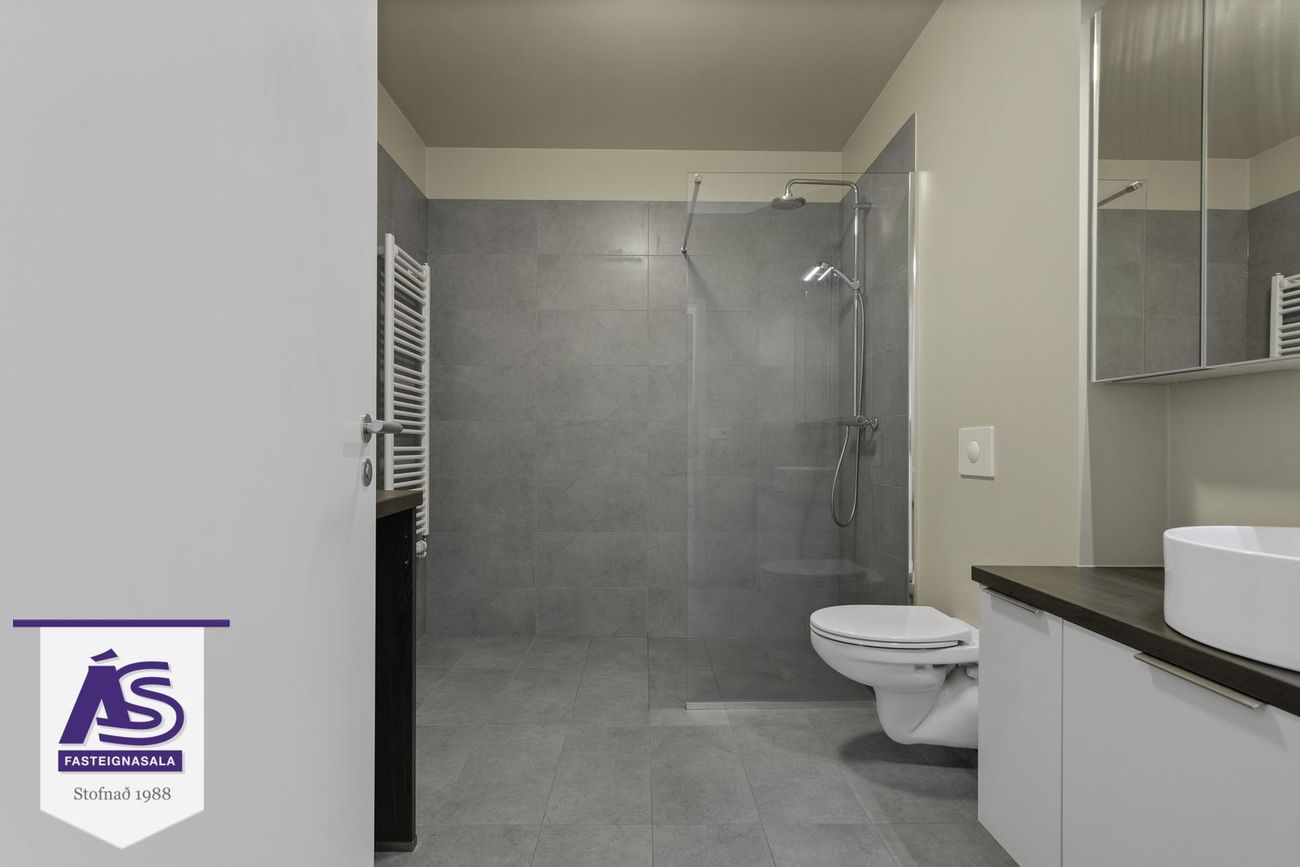 Holtsvegur 9 - 0408, 210 Garðabær