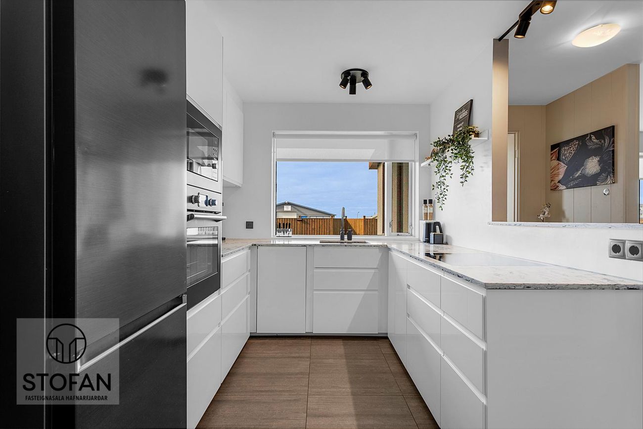 Móabarð 10B, 220 Hafnarfjörður