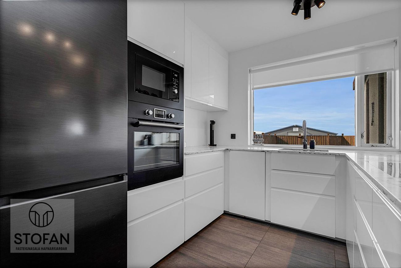 Móabarð 10B, 220 Hafnarfjörður