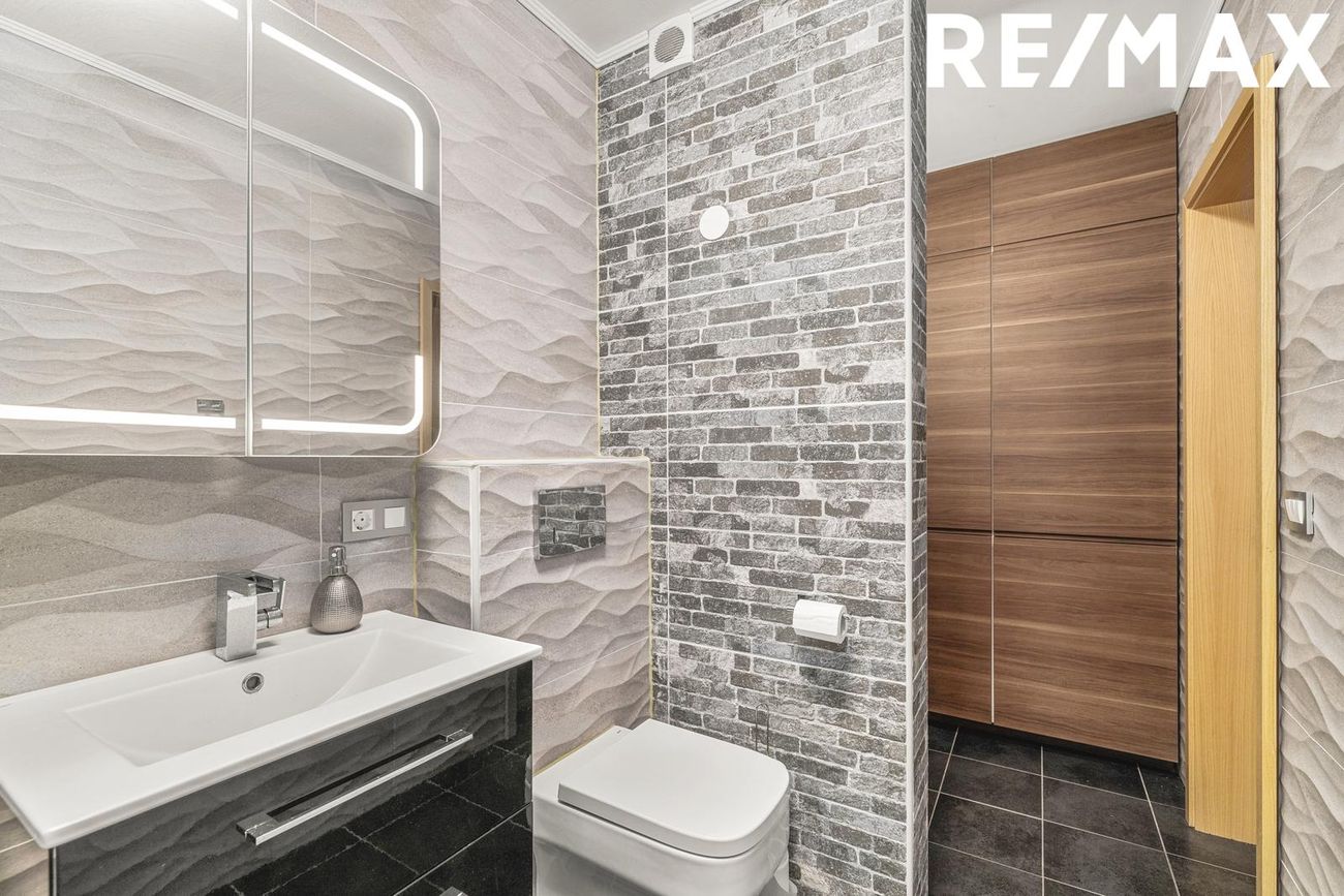 Eyjabakki 28, 109 Reykjavík