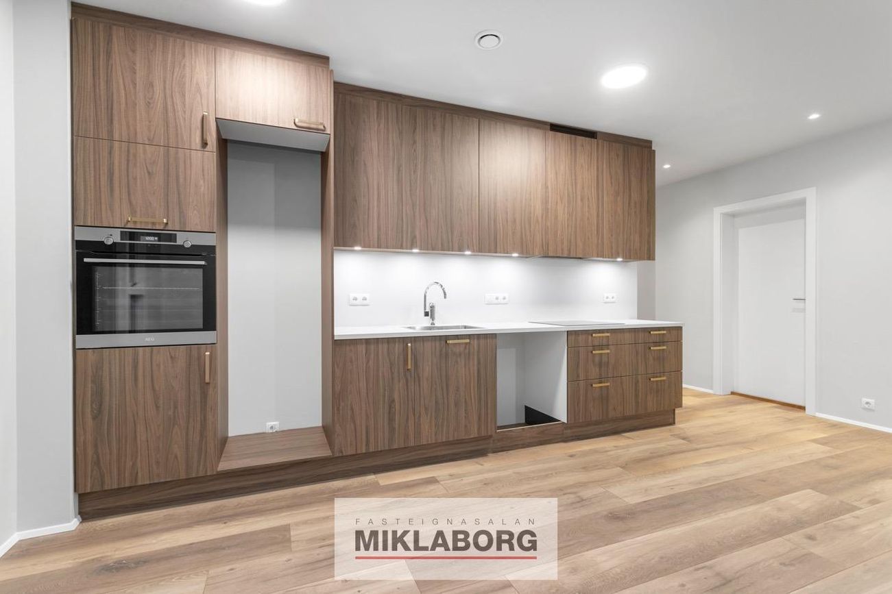 Hringhamar 31 - 0301, 221 Hafnarfjörður