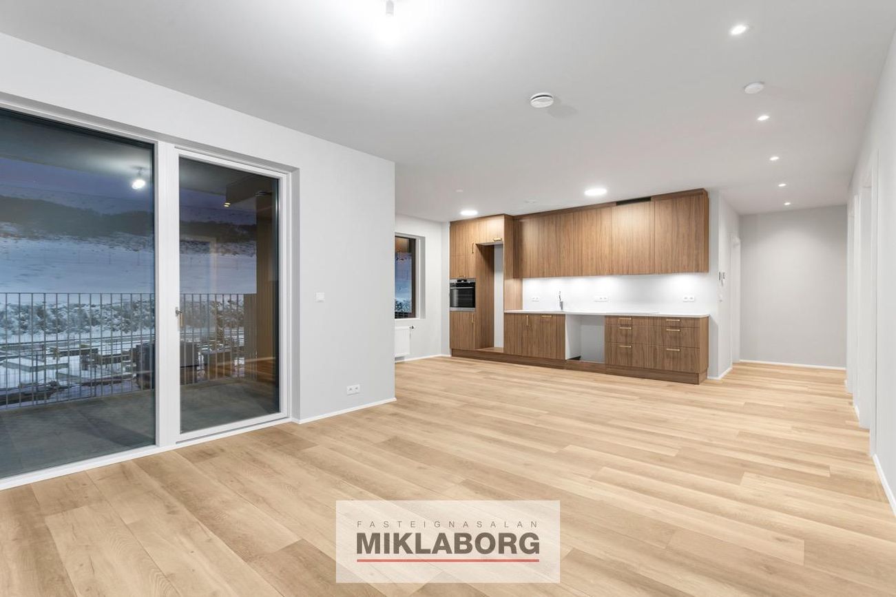 Hringhamar 31 - 0301, 221 Hafnarfjörður