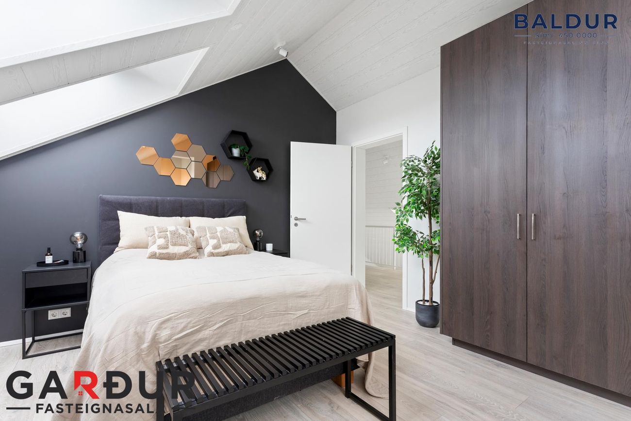Tangabryggja 18, 110 Reykjavík