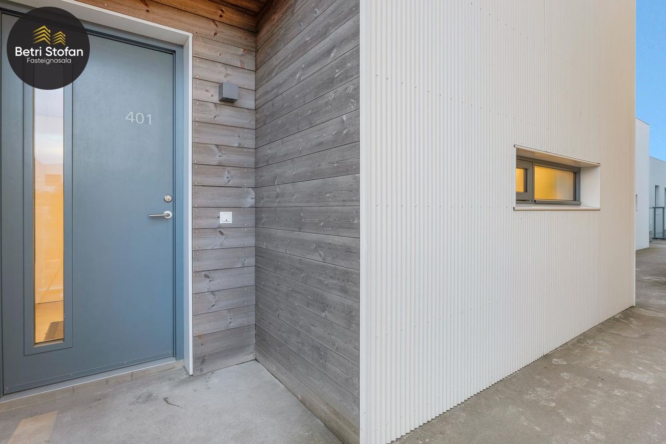 Hafnarbraut 12E, 200 Kópavogur