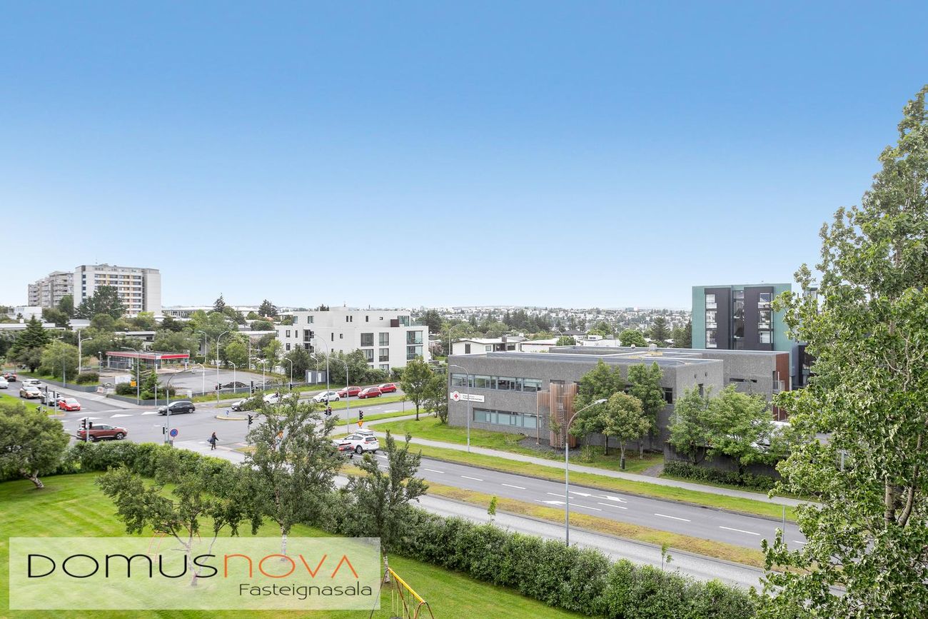 Listabraut 5, 103 Reykjavík