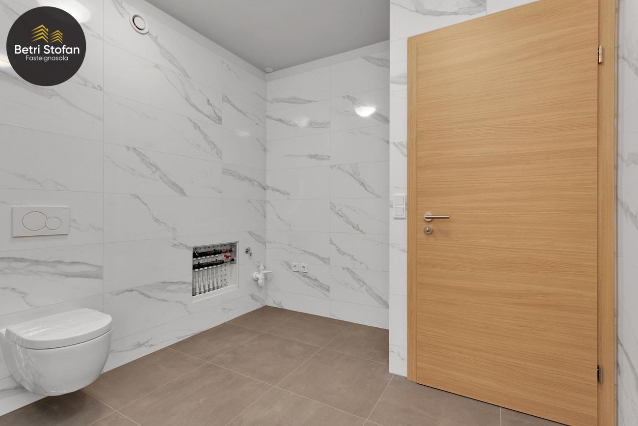 Hlíðarfótur 21A, 102 Reykjavík