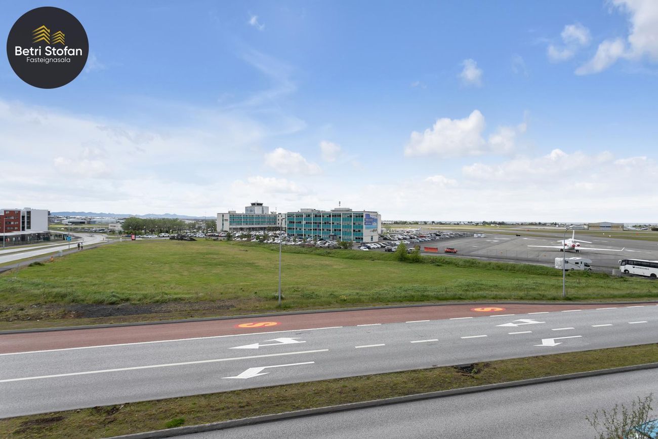 Hlíðarfótur 21A, 102 Reykjavík