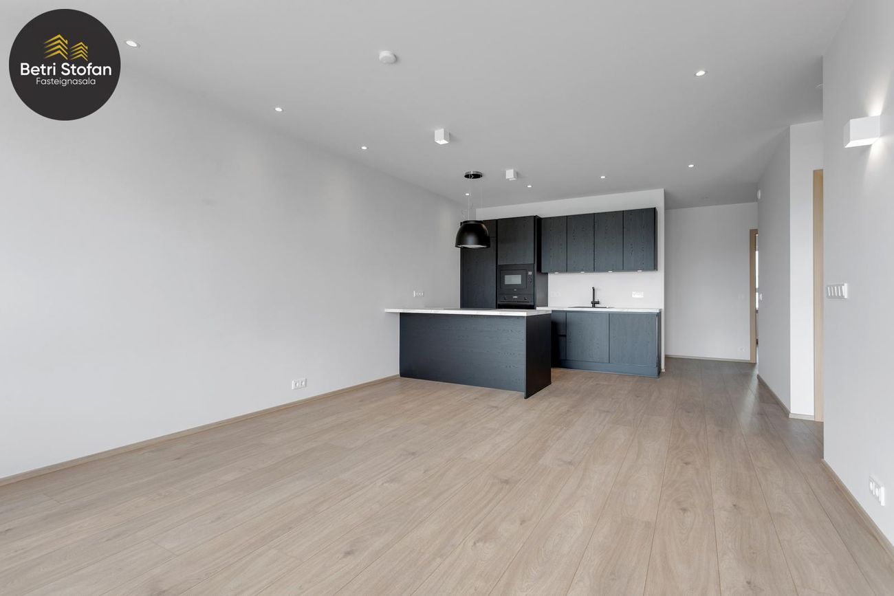 Hlíðarfótur 21A, 102 Reykjavík