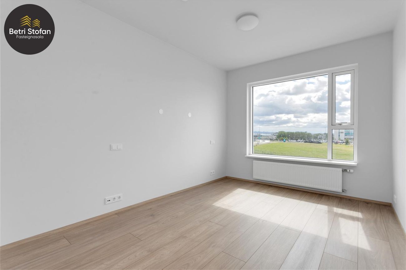 Hlíðarfótur 21A, 102 Reykjavík