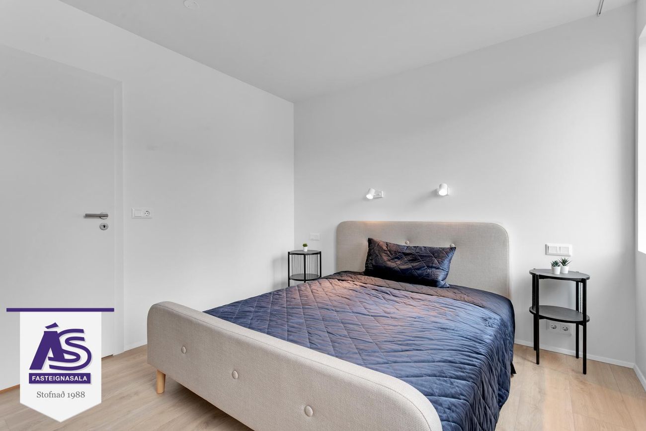 Hringhamar 21, 221 Hafnarfjörður