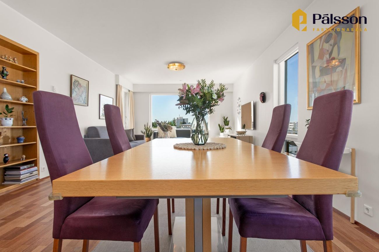 Sólheimar 23, 104 Reykjavík