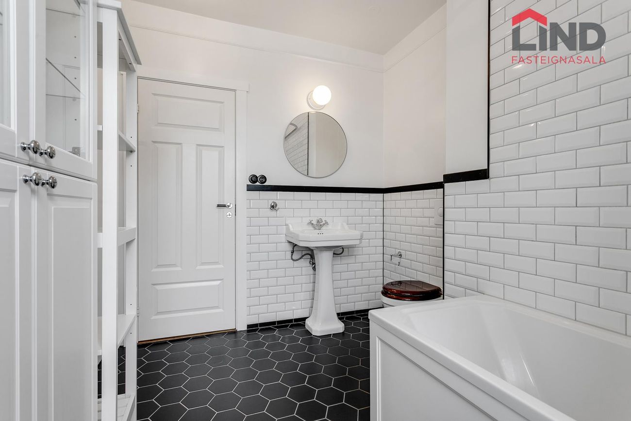 Eiríksgata 15 - 0201, 101 Reykjavík