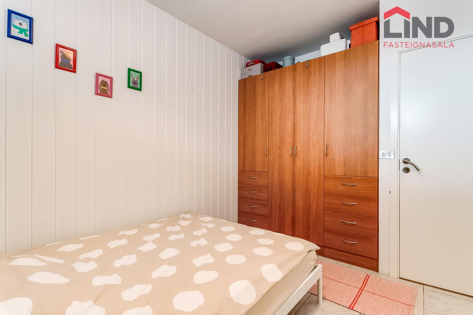 Mávabraut 7, 230 Reykjanesbær