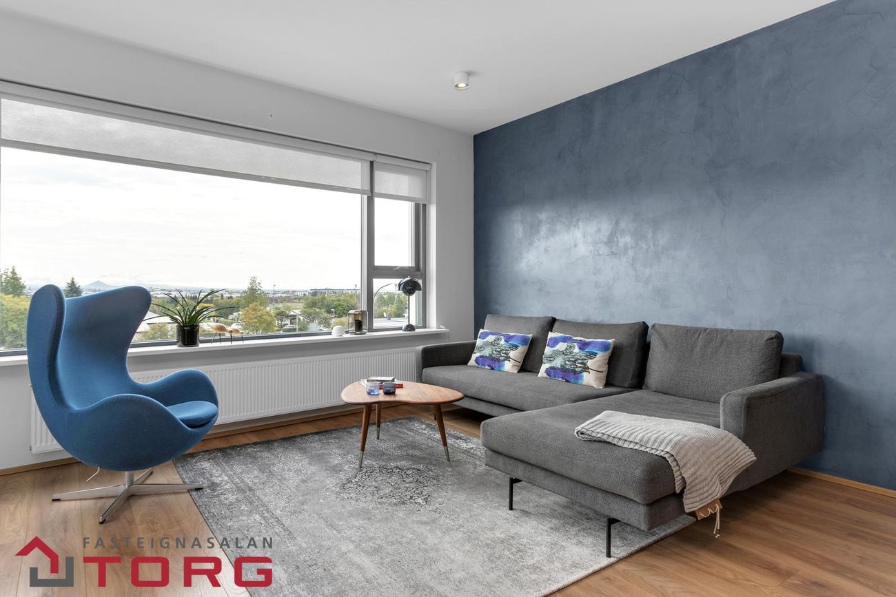 Garðatorg 4b, 210 Garðabær