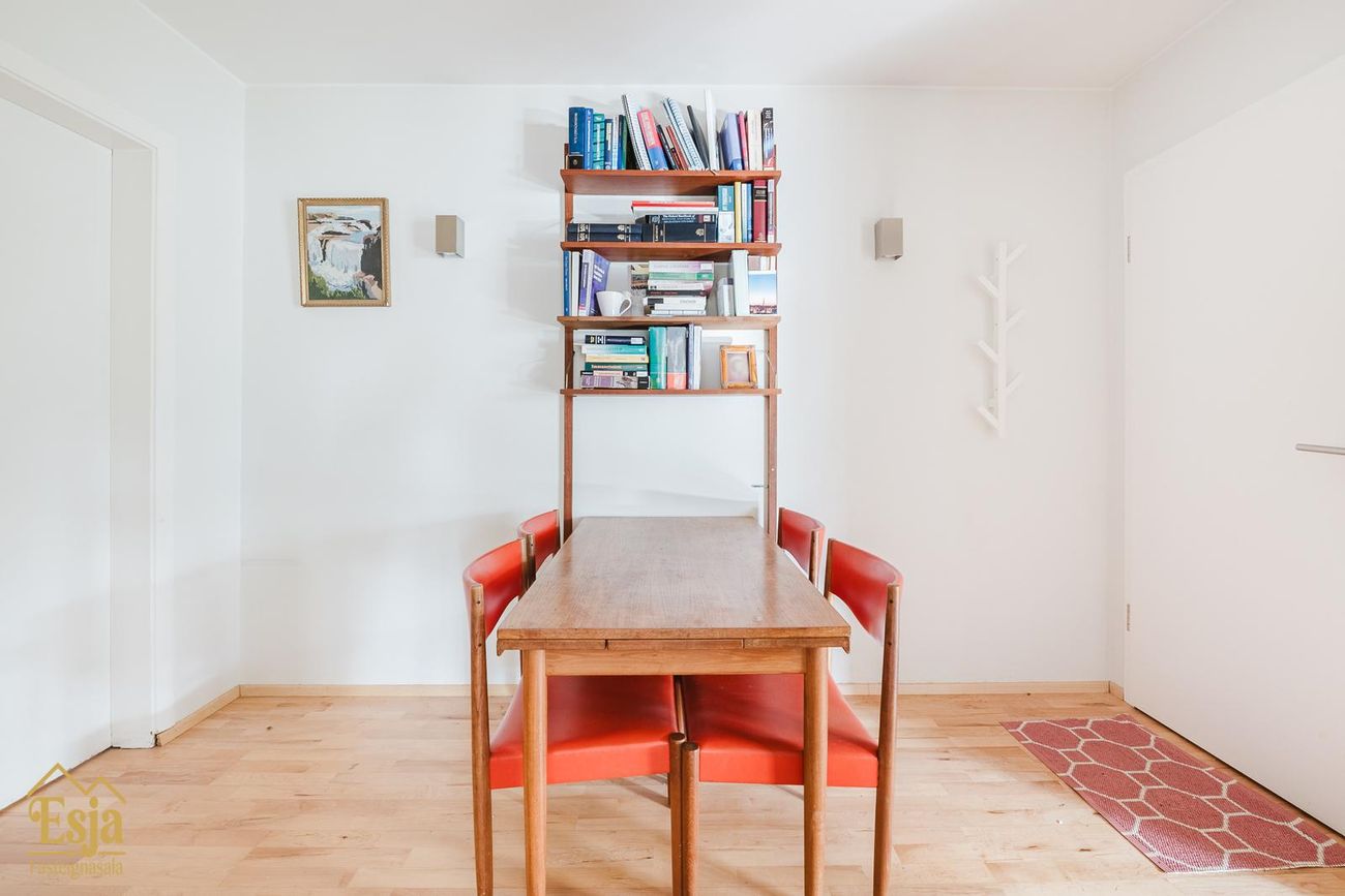 Hraunteigur 15, 105 Reykjavík