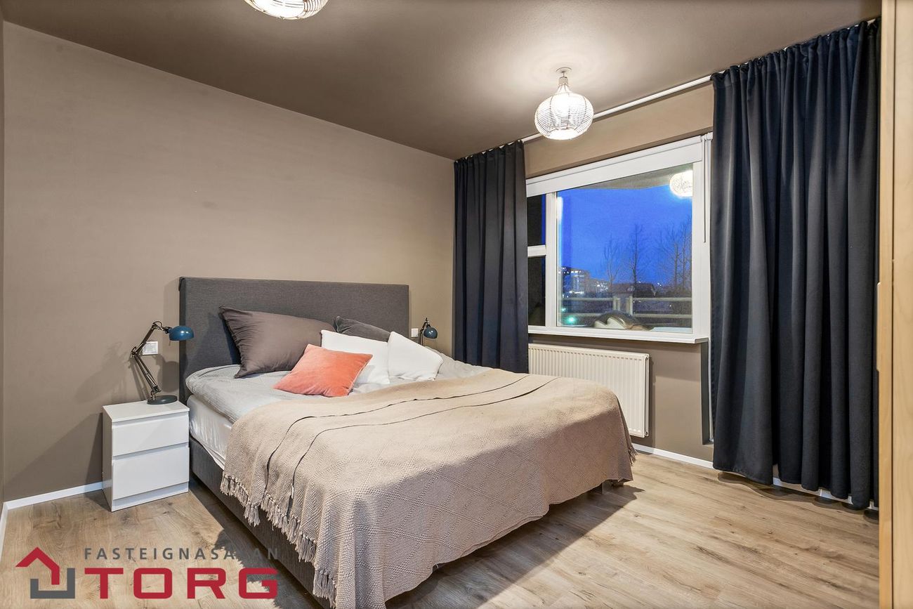 Rjúpnasalir 10, 201 Kópavogur