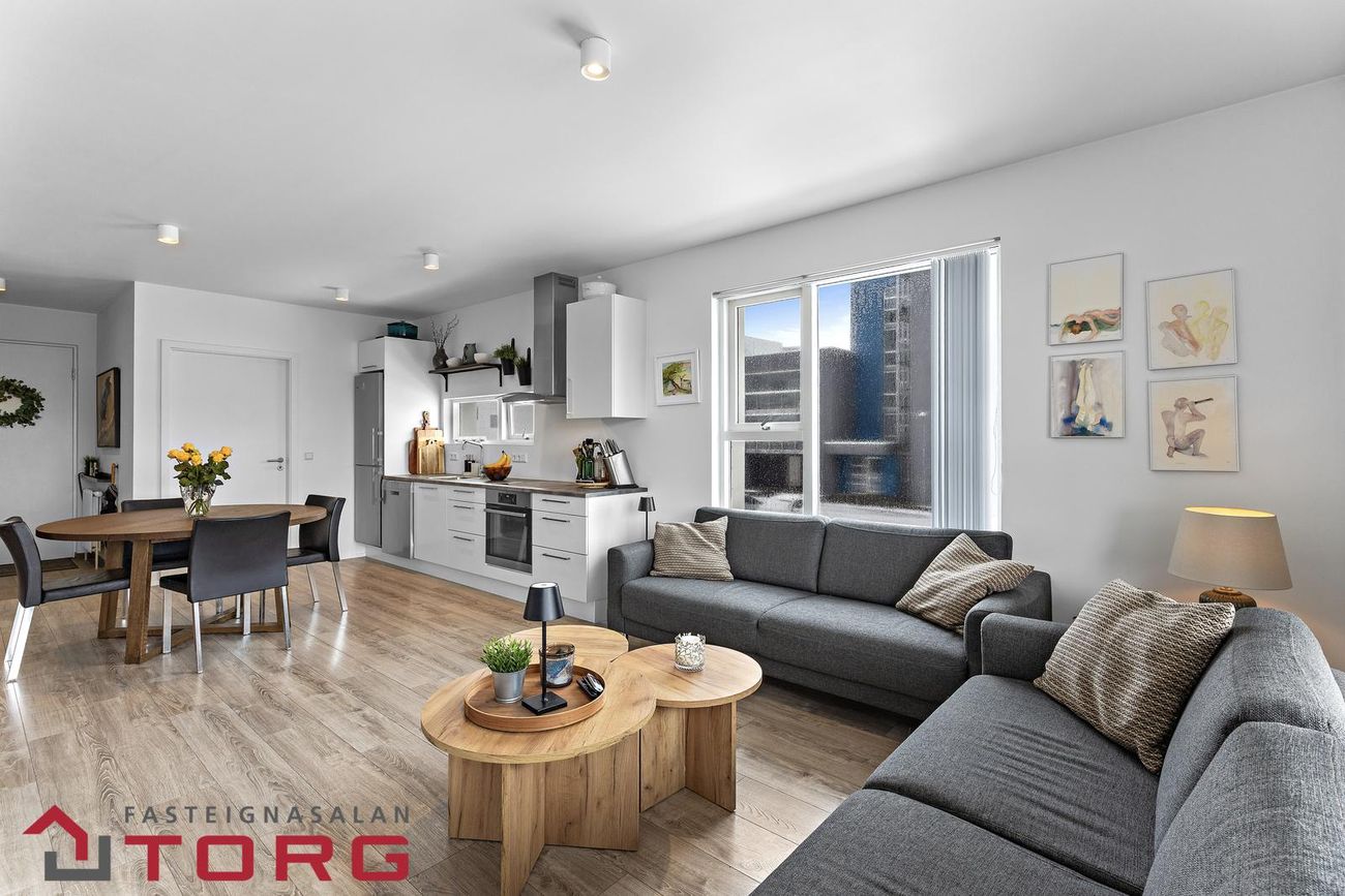 Vallakór 6A, 203 Kópavogur