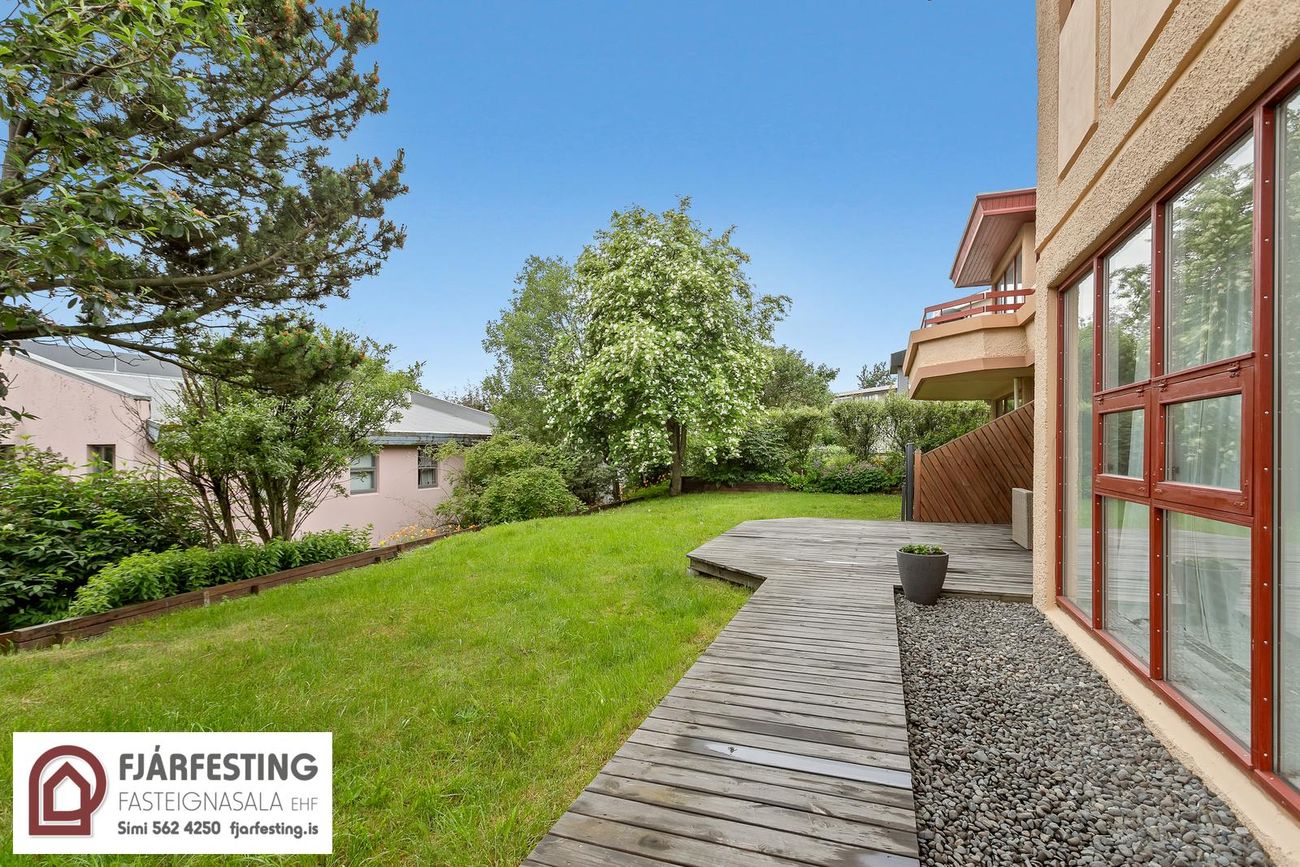 Hlíðarhjalli 50, 200 Kópavogur