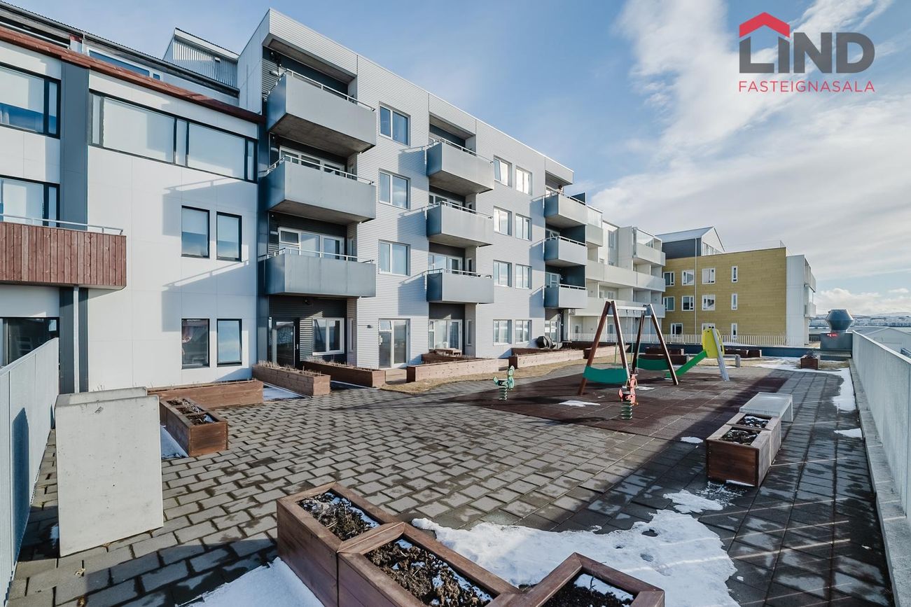 Hafnarbraut 11, 200 Kópavogur