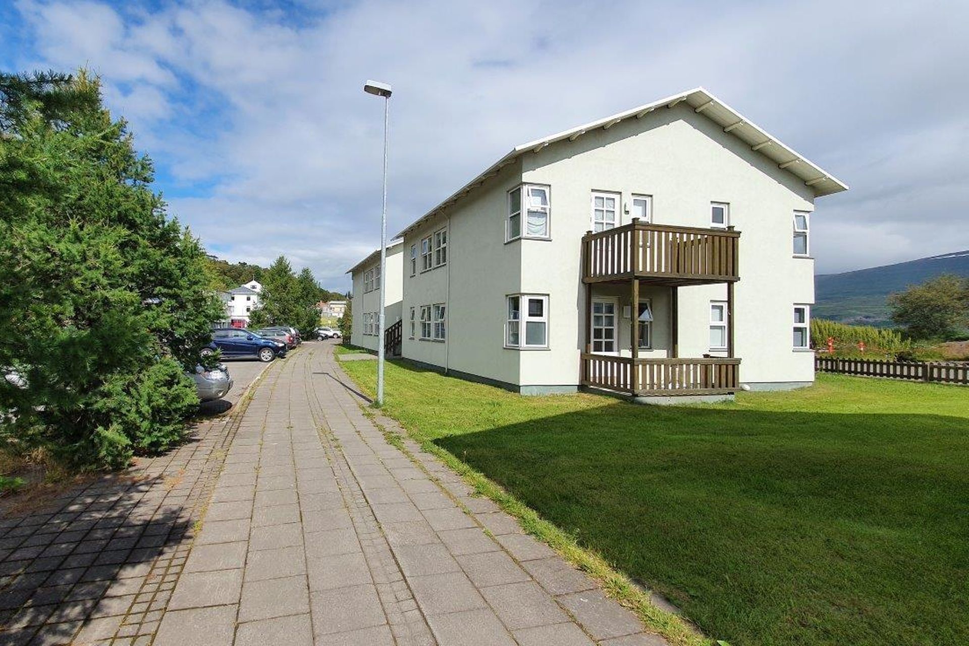 Hafnarstræti 30, 600 Akureyri