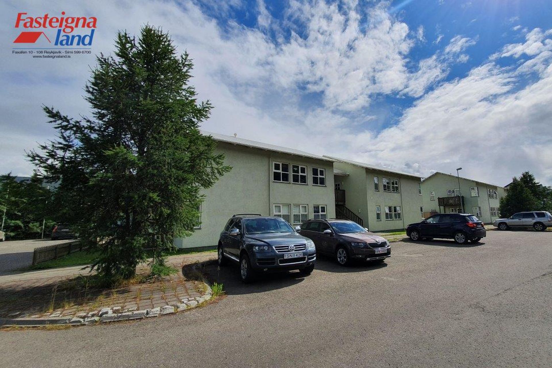 Hafnarstræti 30, 600 Akureyri