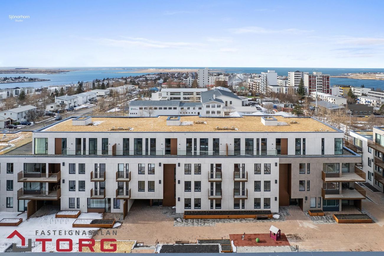 Skólatröð 8, 200 Kópavogur