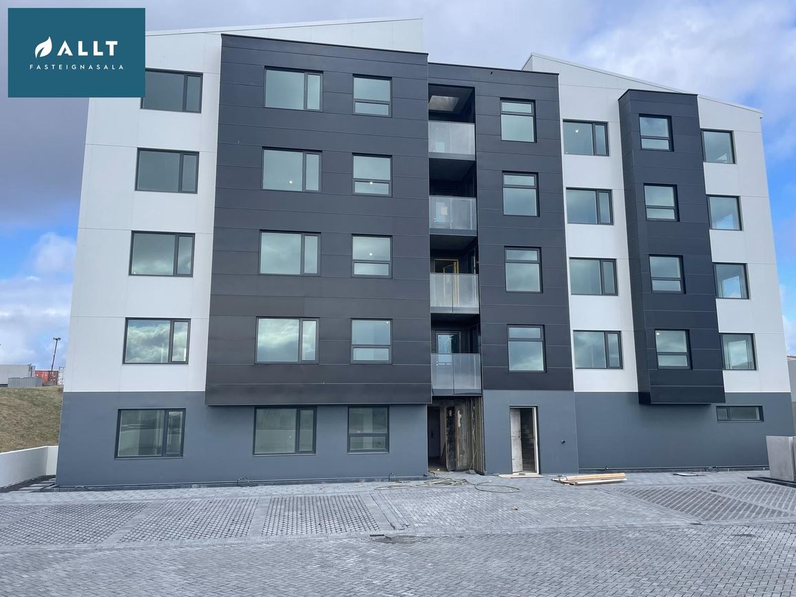 Asparlaut 24, 230 Reykjanesbær