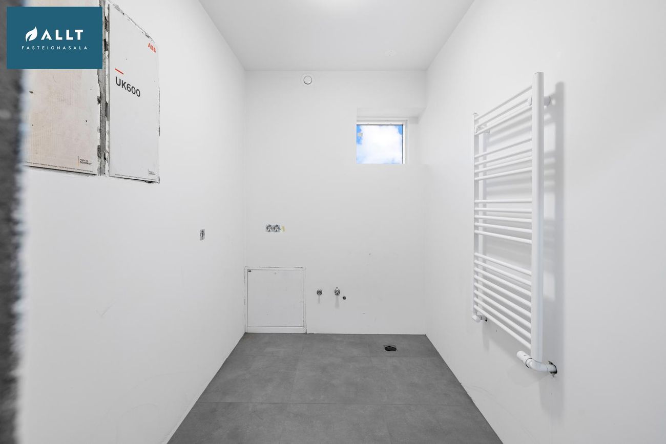 Asparlaut 24, 230 Reykjanesbær