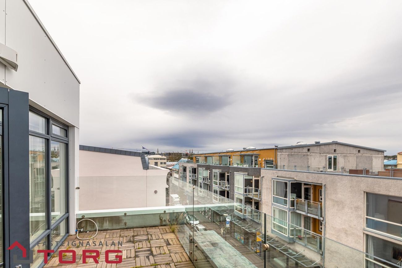 Laugavegur 85, 101 Reykjavík