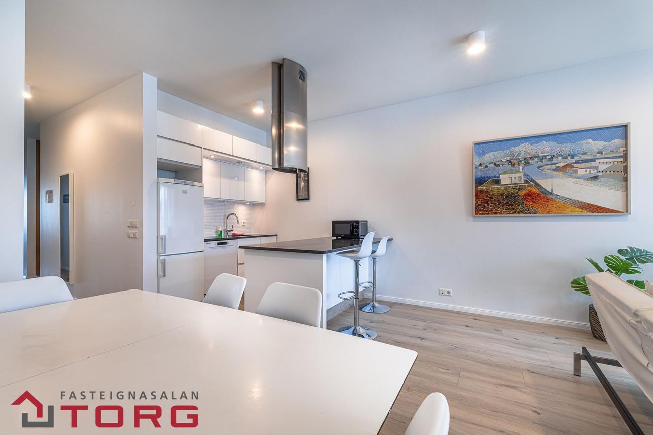 Laugavegur 85, 101 Reykjavík